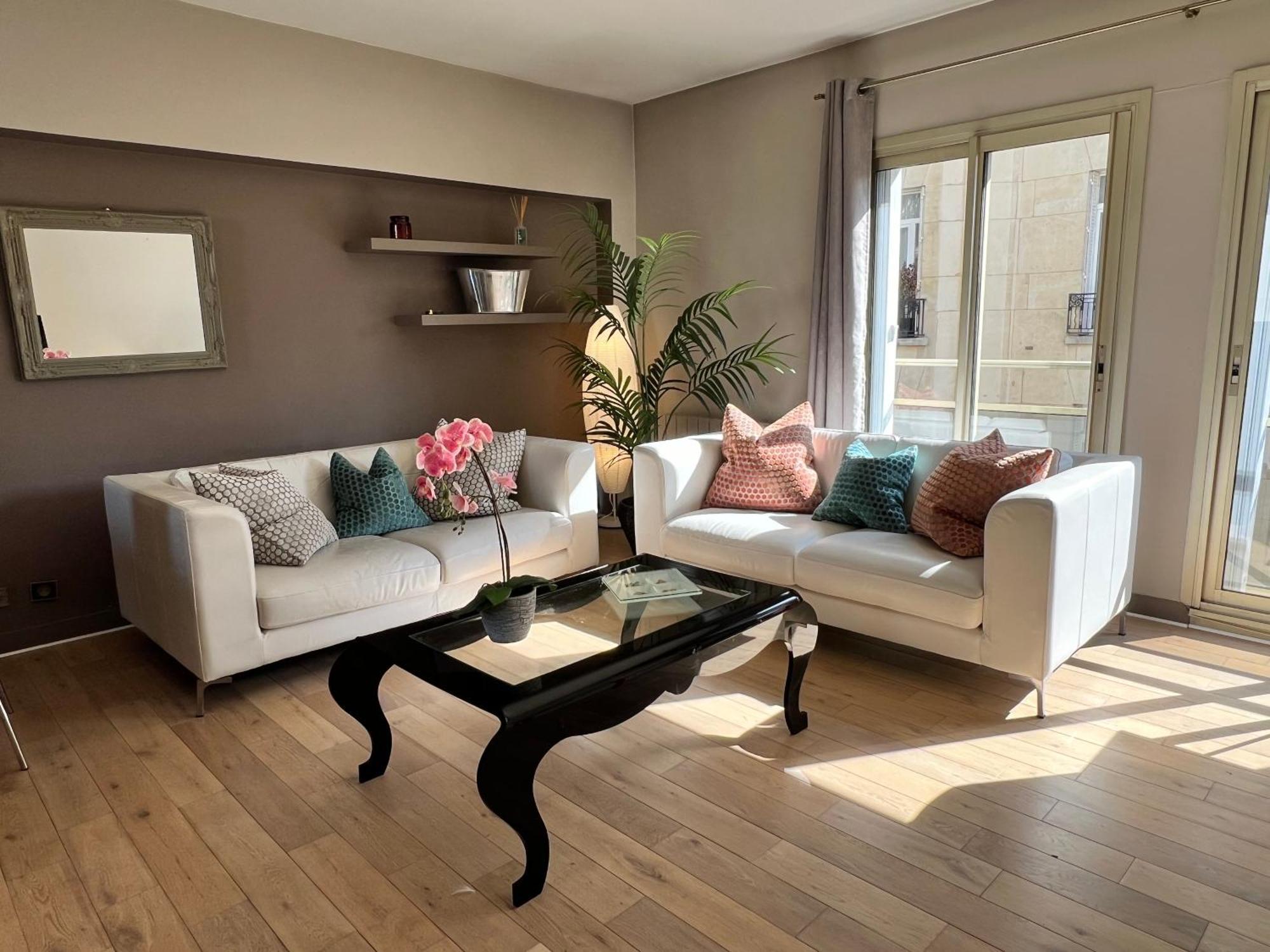 Your Parisian Hideaway - Entire Apartment Exterior foto